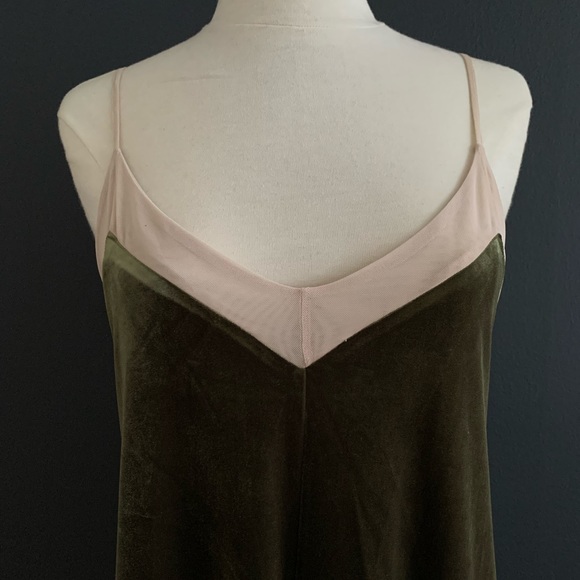 Zara Green Velvet Midi Dress with Pink Mesh - Picture 4 of 6
